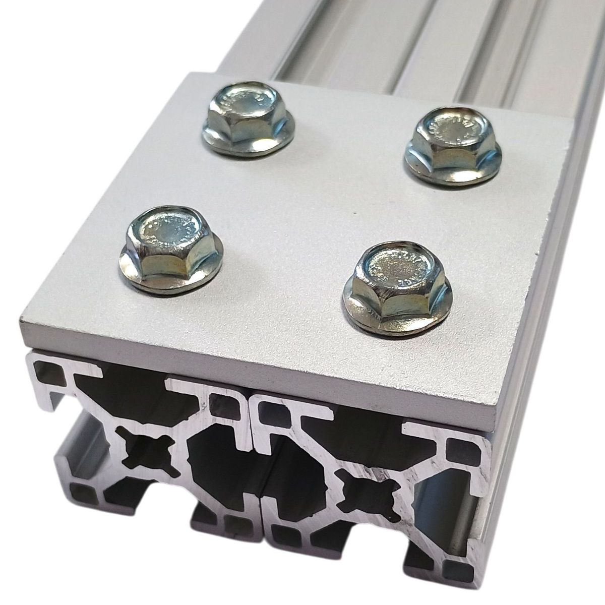 Verbindungsplatten 60x60  mm für Aluprofile 30x30, Nut 8 mm, 4-er Set